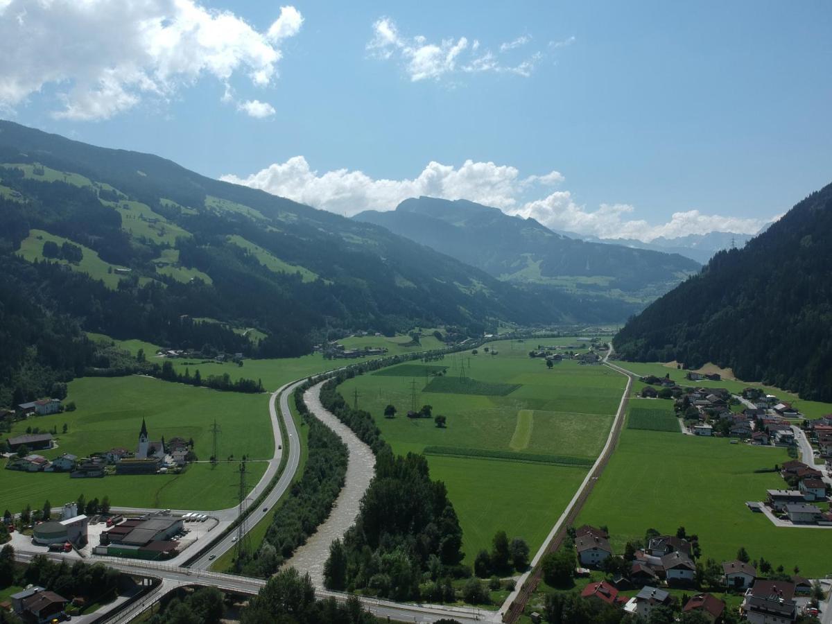 Gasthof Zum Lowen Aschau Im Zillertal Экстерьер фото